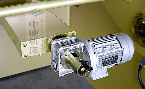 ZDS-1032后檔料減速電機(jī)，質(zhì)量好，模擬運(yùn)算定位速度快.jpg